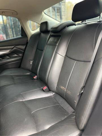 2015 Infiniti Q70 3.7