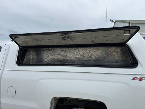 2016 ARE 8' Contractor Camper Shell