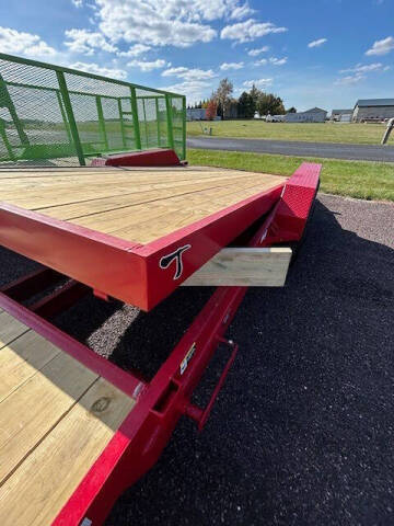 2026 Tomahawk 8.3 ft W X 20 ft L