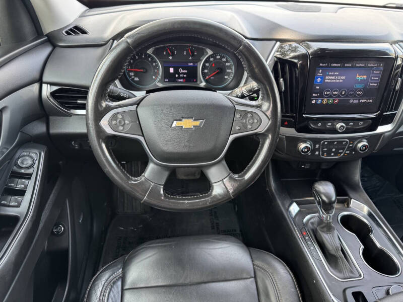 2021 Chevrolet Traverse LT Leather