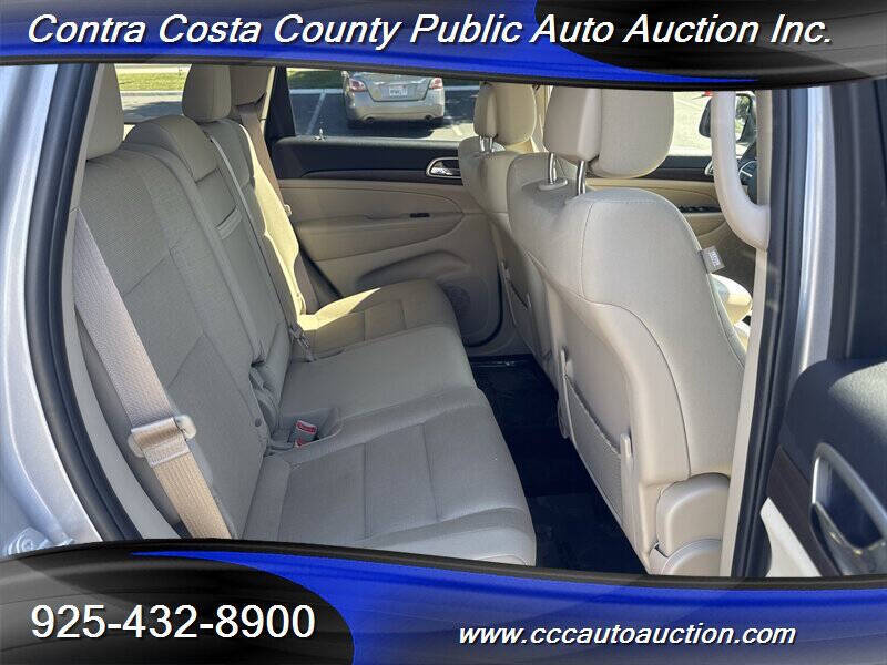 2017 Jeep Grand Cherokee Laredo E