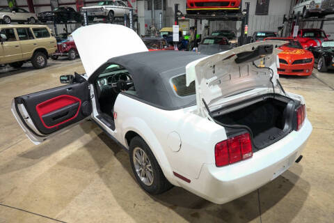 2005 Ford Mustang V6 Premium