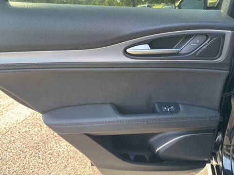 2022 Alfa Romeo Stelvio Veloce