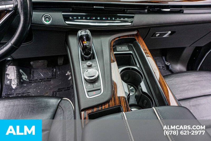 2022 Cadillac Escalade Premium Luxury