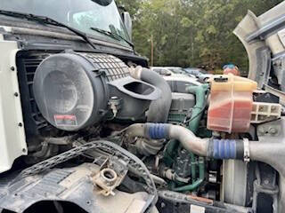 2015 Volvo VNL64T780