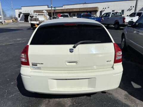 2005 Dodge Magnum SXT