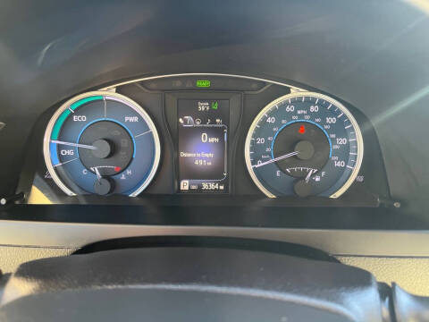 2015 Toyota Camry Hybrid