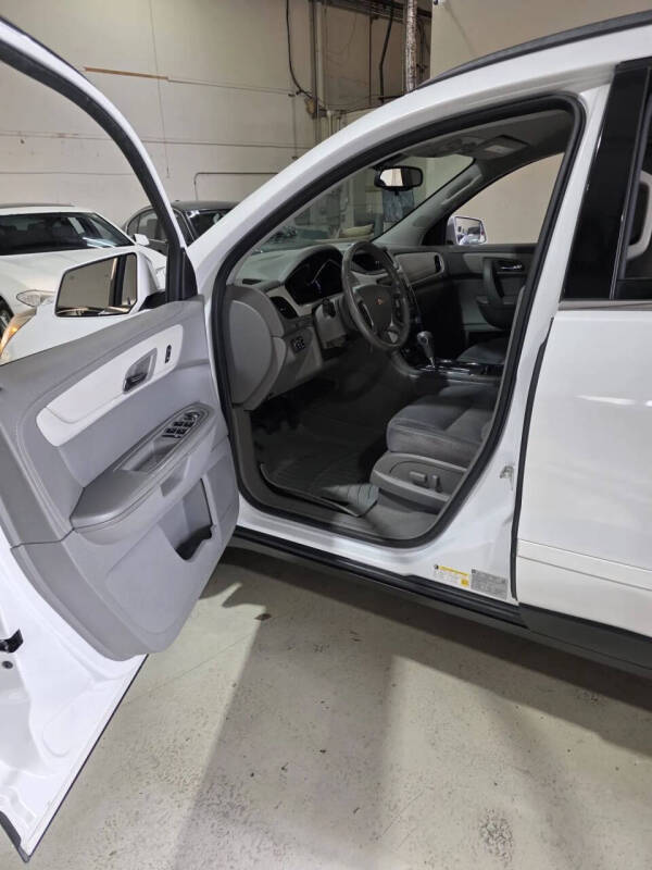 2017 Chevrolet Traverse LT