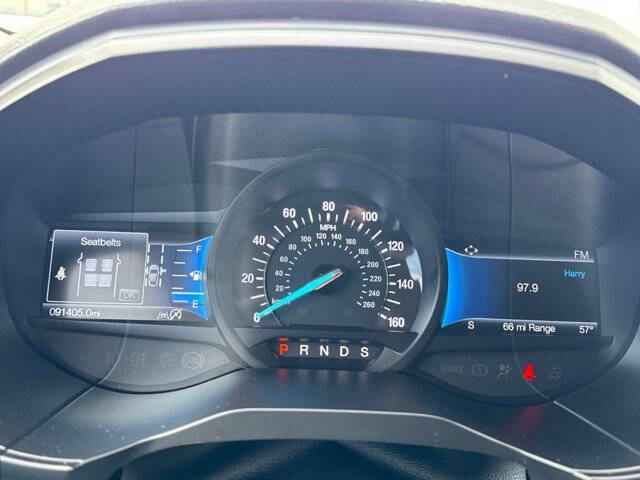 2022 Ford Edge SE