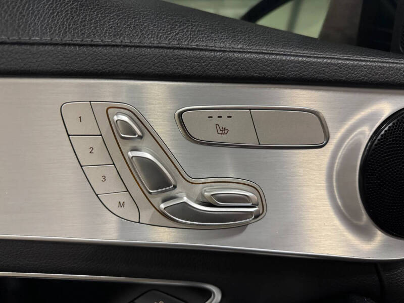 2016 Mercedes-Benz C-Class