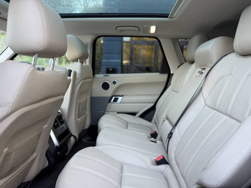 2017 Land Rover Range Rover Sport SE