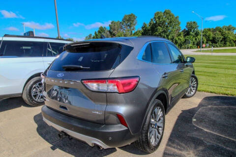 2022 Ford Escape Titanium