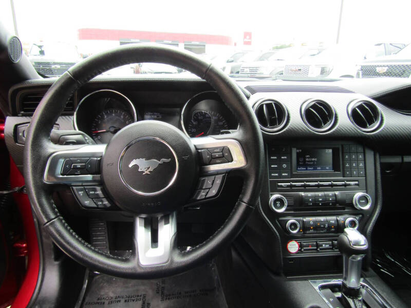 2017 Ford Mustang V6