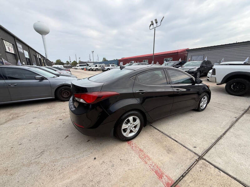 2014 Hyundai Elantra SE