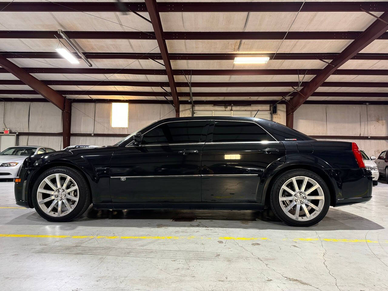 2008 Chrysler 300 for sale at Carnival Car Company in Victoria, TX