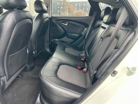 2011 Hyundai Tucson GLS