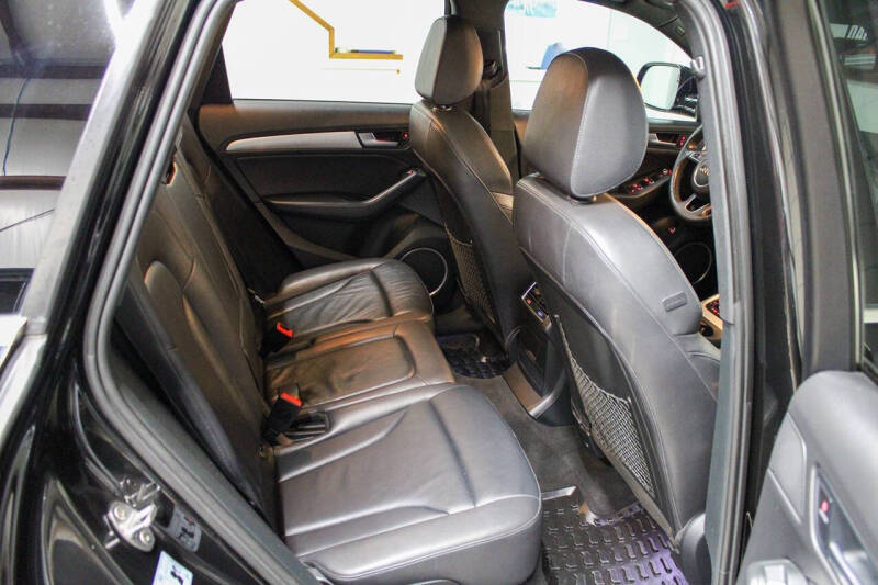 2017 Audi Q5 2.0T quattro Premium Plus