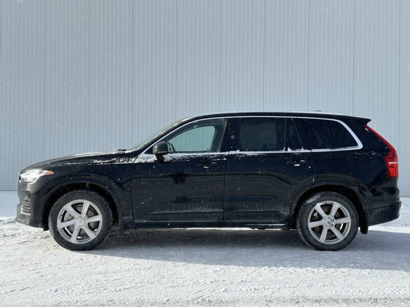 2023 Volvo XC90 B5 Core