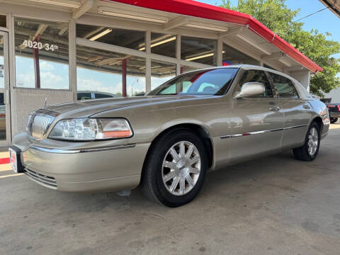 2010 Lincoln Town Car for sale at KD Motors in Lubbock TX