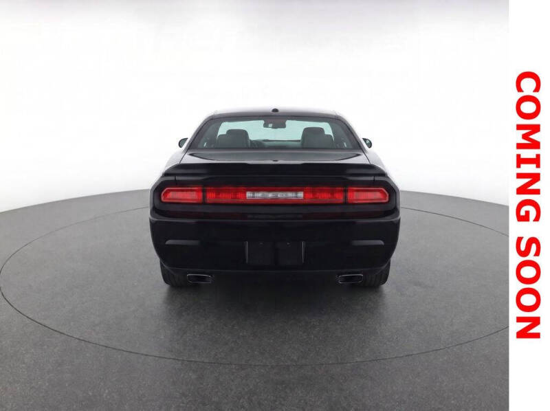 2013 Dodge Challenger SXT