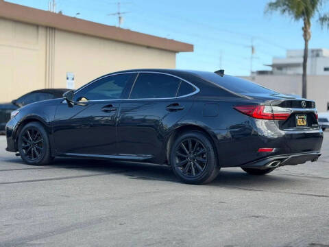 2017 Lexus ES 350
