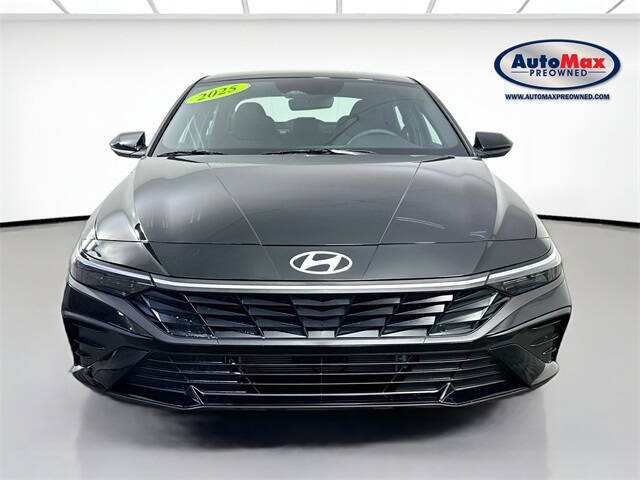 2025 Hyundai Elantra Hybrid SEL Sport