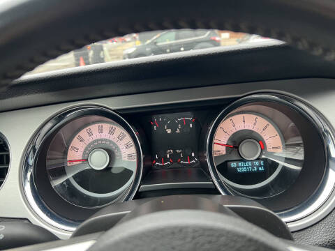 2011 Ford Mustang V6 Premium