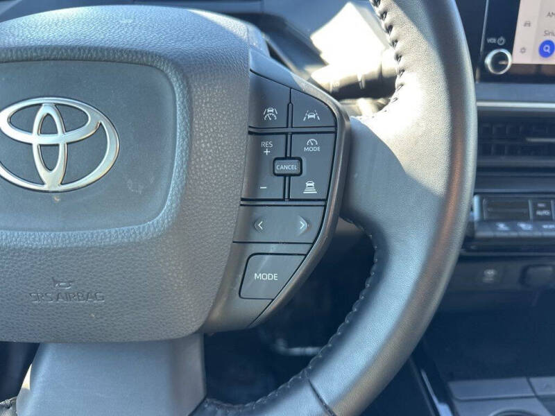 2024 Toyota Prius LE