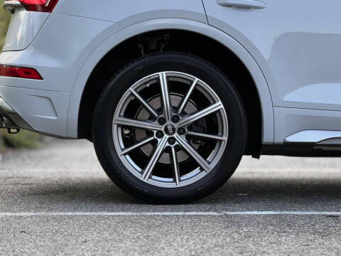 2023 Audi SQ5 3.0T quattro Premium Plus