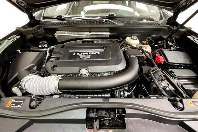 2023 Cadillac XT4 Premium Luxury