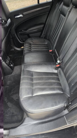 2012 Chrysler 300 S V8