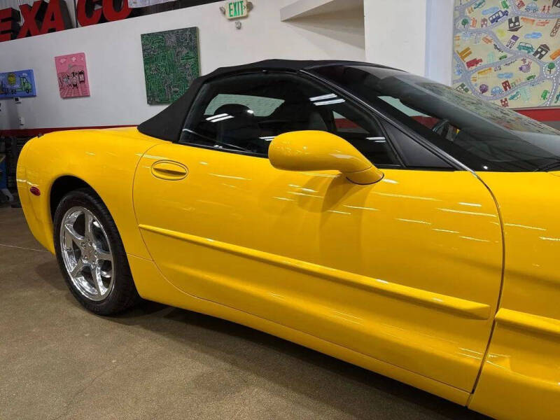 2004 Chevrolet Corvette