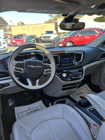 2017 Chrysler Pacifica Limited