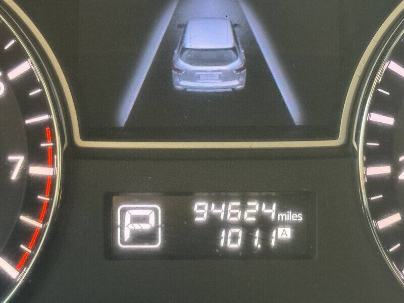 2013 Nissan Pathfinder SL