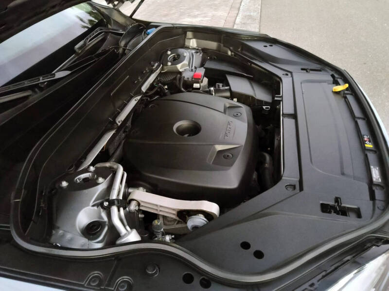 2020 Volvo XC90 T5 Momentum