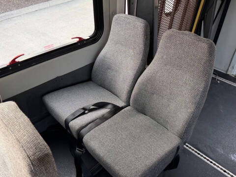 2013 Ford E-Series E-350 SD