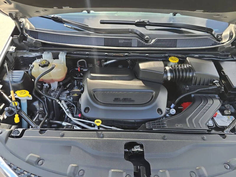2020 Chrysler Voyager LXi