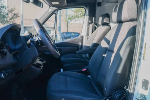 2022 Mercedes-Benz Sprinter 2500