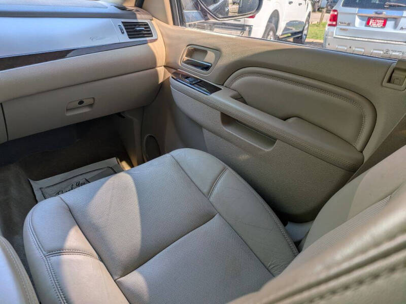 2014 Cadillac Escalade Luxury