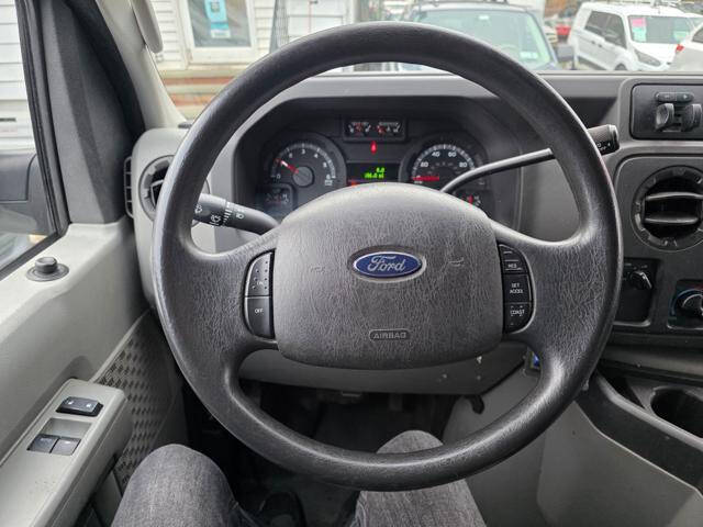 2013 Ford E-Series E-250