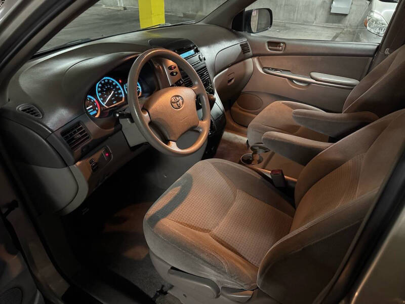 2007 Toyota Sienna CE 7-Passenger