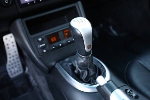 2004 Porsche 911 Carrera 4S