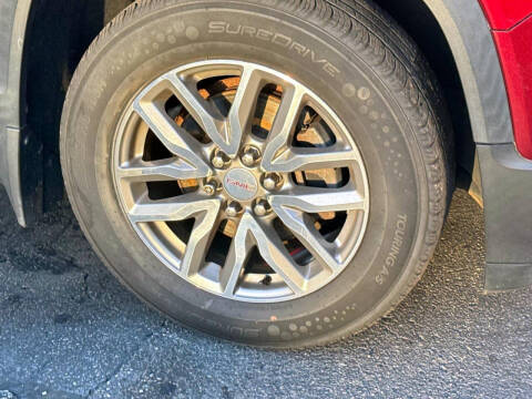 2017 GMC Acadia SLE-2