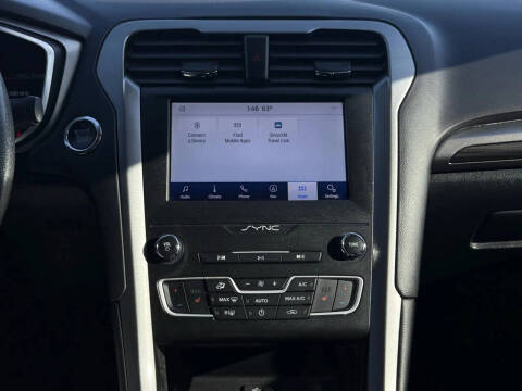 2020 Ford Fusion SEL