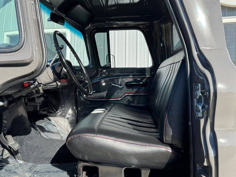 1961 Chevrolet Apache