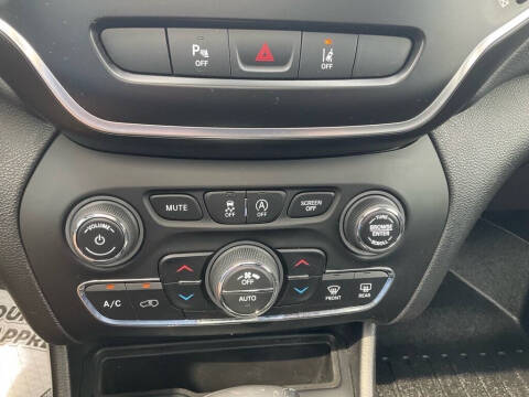 2021 Jeep Cherokee 80th Anniversary Edition