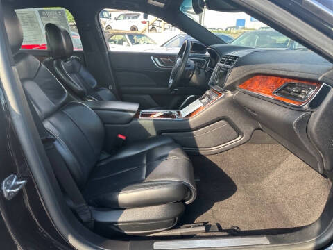 2020 Lincoln Continental Standard