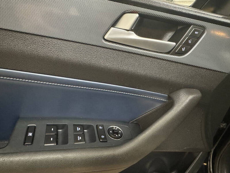 2017 Hyundai Sonata Hybrid