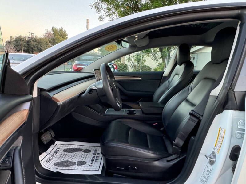 2021 Tesla Model 3 Standard Range Plus