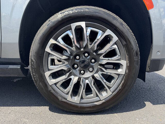 2023 GMC Yukon Denali Ultimate